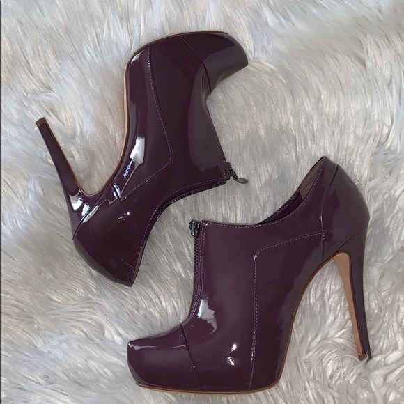 Aldo Shoes - Aldo patent leather ankle heels booties sz 40